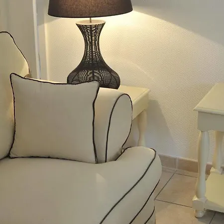 Lagrange - Royal Villa *